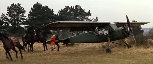 AVION CA FCSY