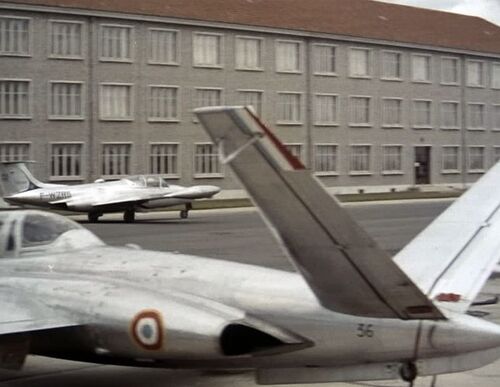 AVION CB UNPARI