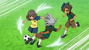 Shindou passing Matatagi and Baddap.