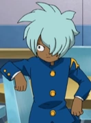 133px-Kuruma in his school uniform.png (31 kio) Michael avec l'uniforme du collège Raimon