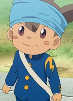 Shinsuke trong bộ đồng phục