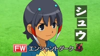 Shuu trong màu áo Inazuma Best Eleven