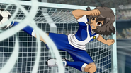 Shindou bloqueando el tiro de Lee-Chun