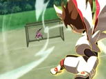 Tenma anotando un gol con su Armadura Avatar