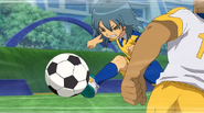 Kariya intercepting the ball.