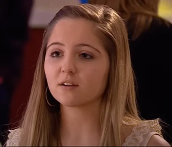 Hannah Fields | The Inbetweeners Wiki | Fandom