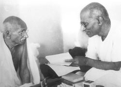 800px-Gandhi Rajagopalachari