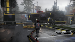 Delsin zbliża się do moblilnego centrum dowodzenia w Queen Anne (inFamous Second Son)