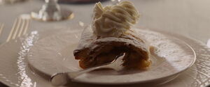 Shosanna's strudel with cream