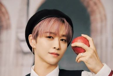 Ozaki Takumi | INI Wiki | Fandom