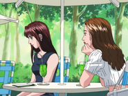 Mako talks with Sayuki