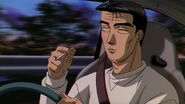 Bunta manejando tras pasar al lado de Kai