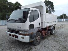 Mitsubishi Fuso Canter 2