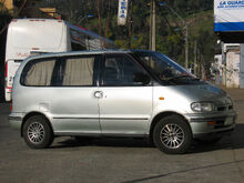 Nissan Vanette Serena