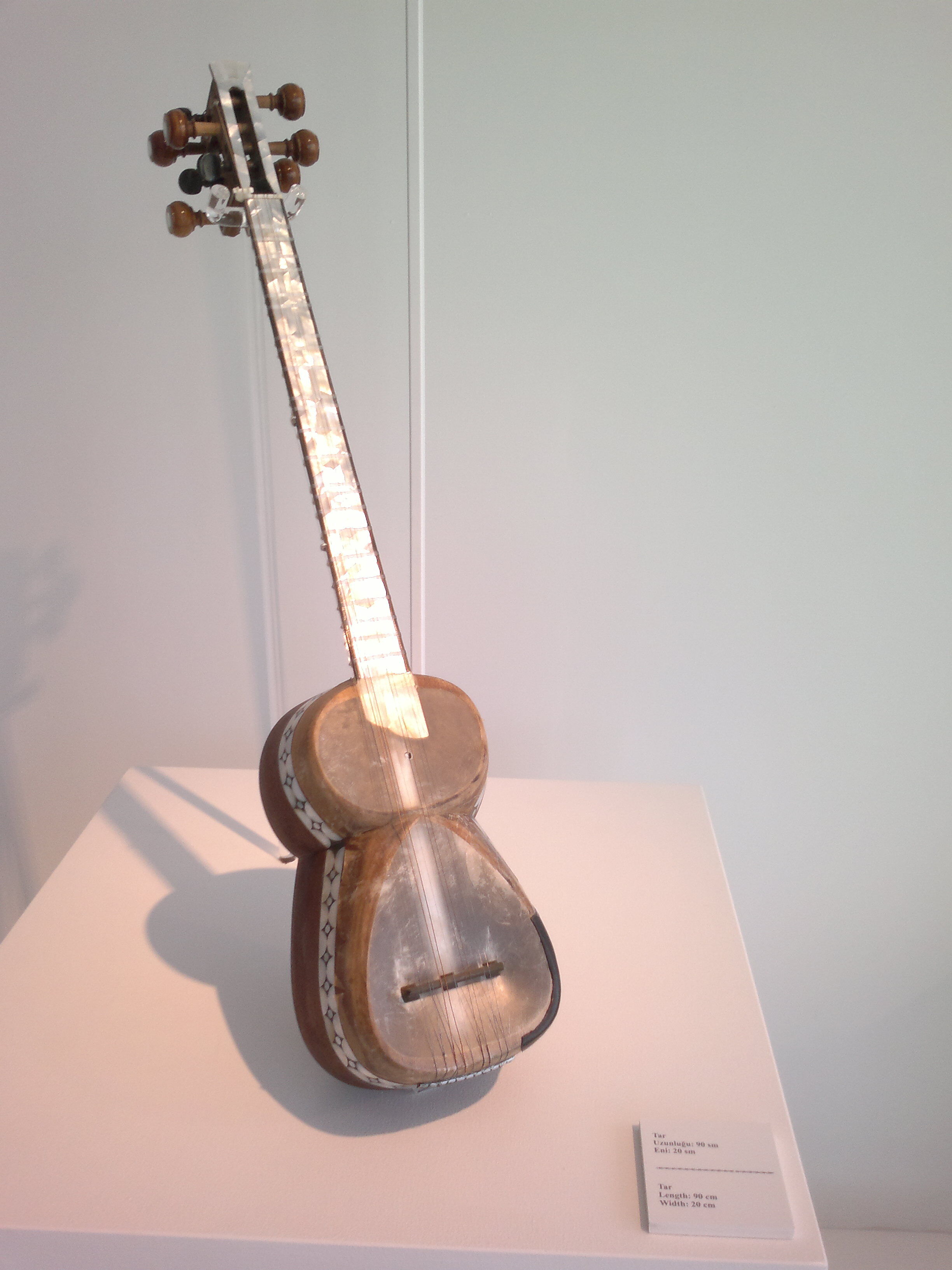 Tar music online instrument