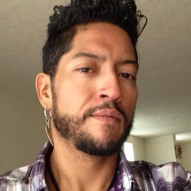 Óscar Flores