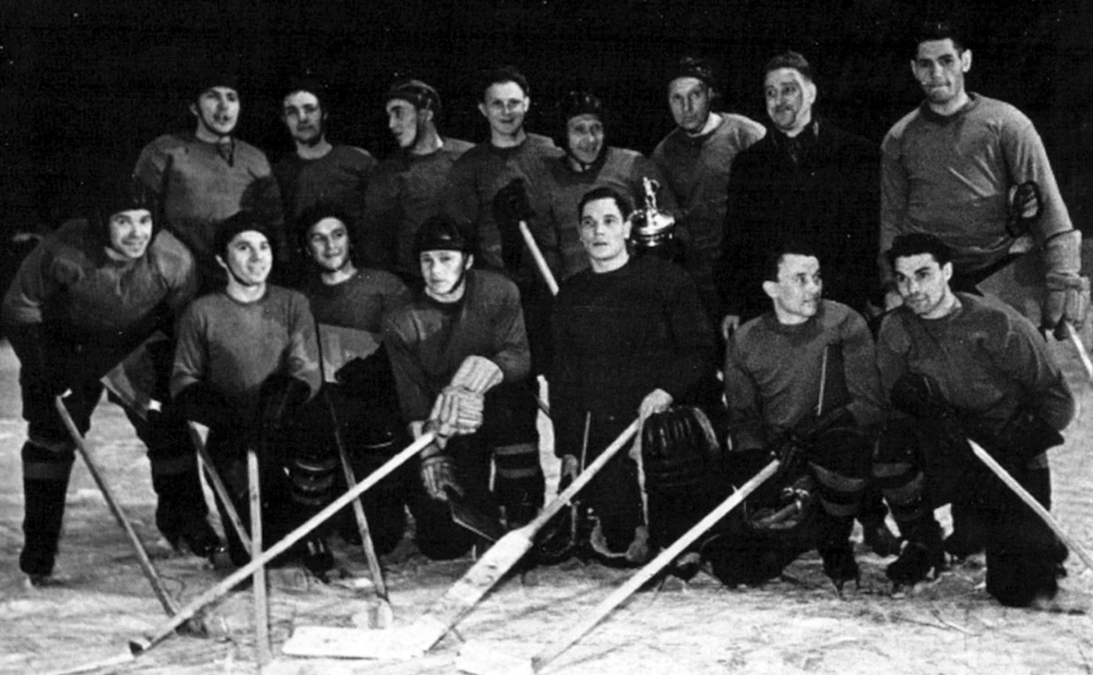 195556 Soviet League season International Hockey Wiki Fandom