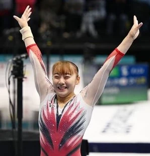 Miyata in the vault final at the 2023 World Championships