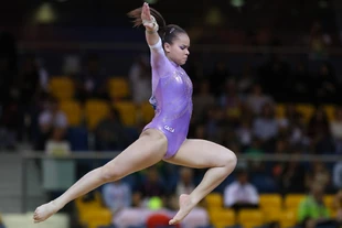 Fidelis in the team final at the 2018 World Championships