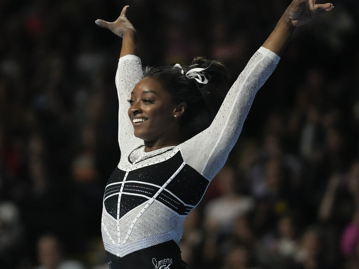 Simone Biles adds to her legend by winning sixth world