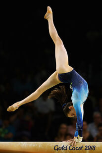 Onyshko in the balance beam final at the 2018 Commonwealth Games