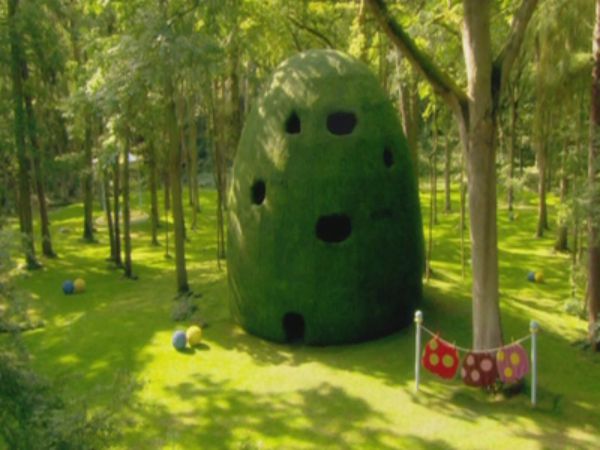 Tombliboo bush, In The Night Garden Wiki