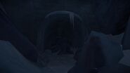The tunnel in Transfer Pass leading to Sundered Pass