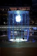 Apple Store night Shanghai, China.jpg (657 KB) Apple Store night Shanghai, China