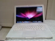 MacBook white
