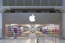 New Toronto Eaton Centre Apple Store will open December 14