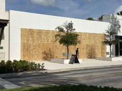 Apple Store, Jacksonville, FL, Outdoor lifestyle center.