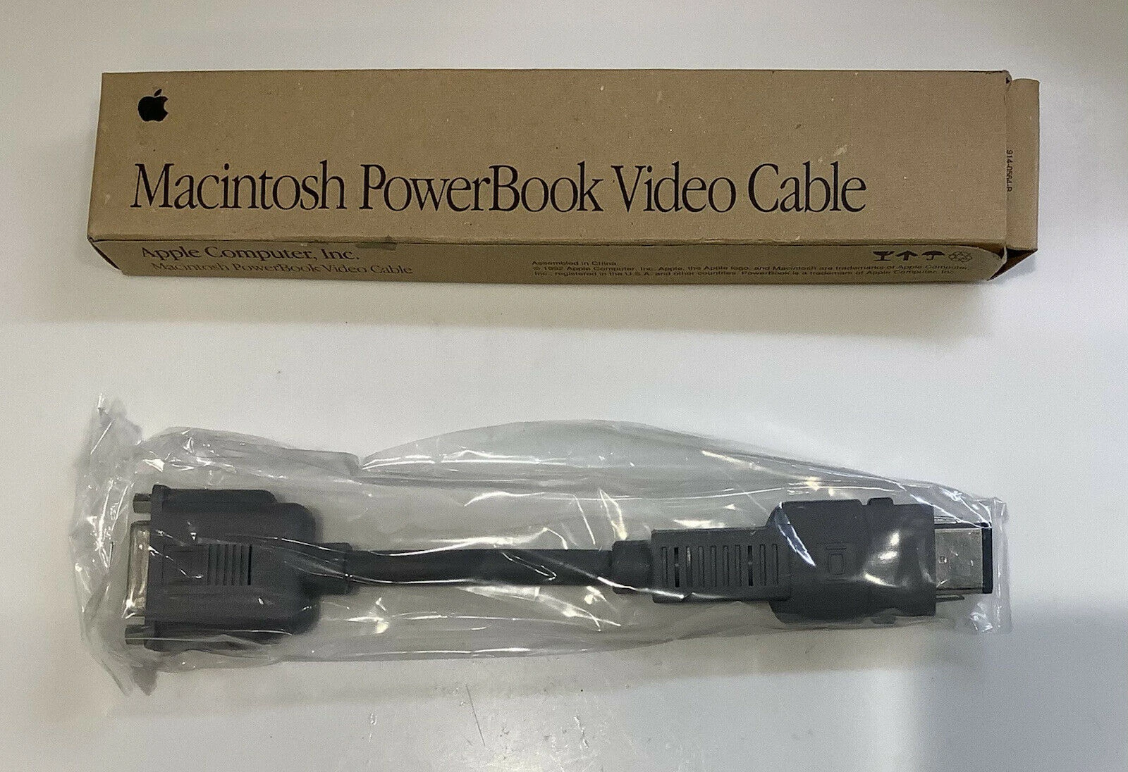 Apple＊Macintosh＊PowerBook＊Video Cable純正 Macintosh PowerBook Video Cable | Apple Wiki | Fandom