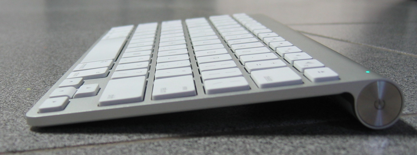 Apple Wireless Keyboard | Apple Wiki | Fandom