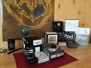 Apple_iPod_classic_PHOTO_Special_Harry_Potter_Edition