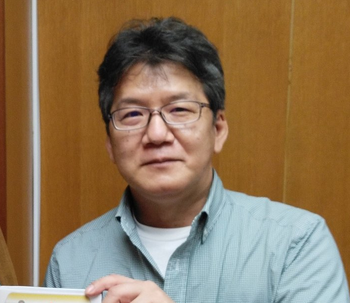 Author George Morikawa