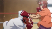 Ippo sparring against Itagaki