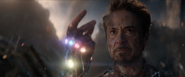 Iron Man Snaps Mark LXXXV with all six infinty stones