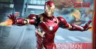 Civil-War-Iron-Man-Mark-46-Diecast-012-928x483