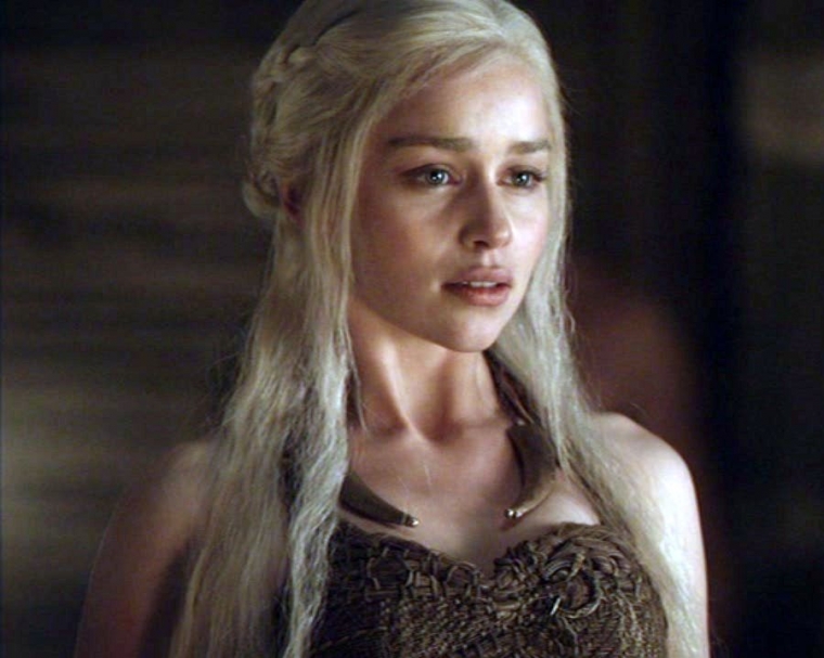 Daenerys Targaryen (Game of Thrones) - wide 3