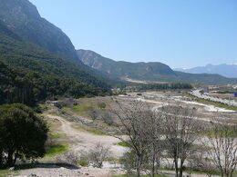 800px-Thermopylae ancient coastline large.jpg