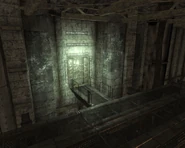 L'ingresso all'interno