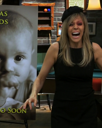 Sweet Dee Gets Audited It S Always Sunny In Philadelphia Wiki Fandom