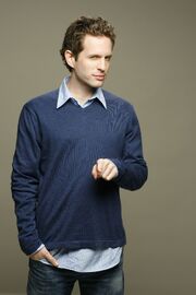 Dennis (2).jpg