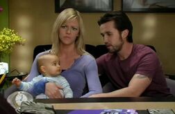 A Gangue Encontra Um Bebe No Lixo Wiki It S Always Sunny In Philadelphia Fandom