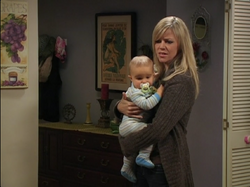 The Gang Finds A Dumpster Baby It S Always Sunny In Philadelphia Wiki Fandom