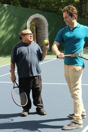 08x04 (5).jpg