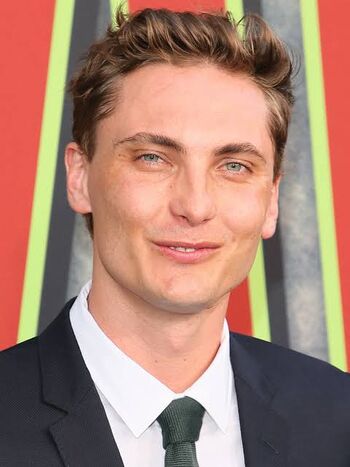 Eamon Farren