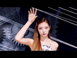itzy リア　blah blah blah チェキ itzy リュジン 直筆サイン入りチェキ ポラロイド ITZY リュジン