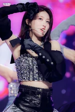 Show Champion (April 13, 2022)