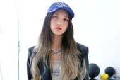 Debut Profile